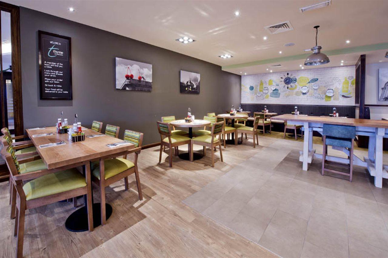 Premier Inn London Brixton Exteriör bild